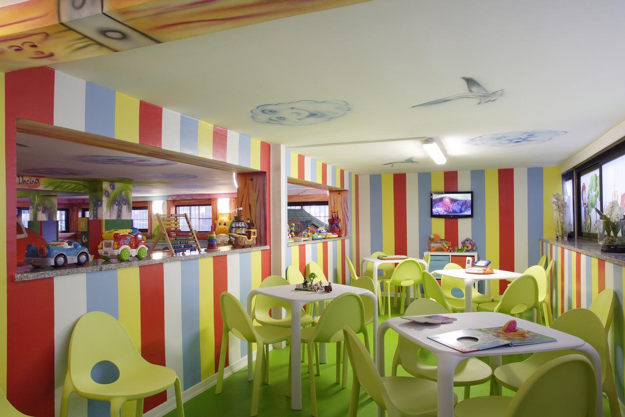 Hotel Gardenia Lido di Jesolo Buitenkant foto