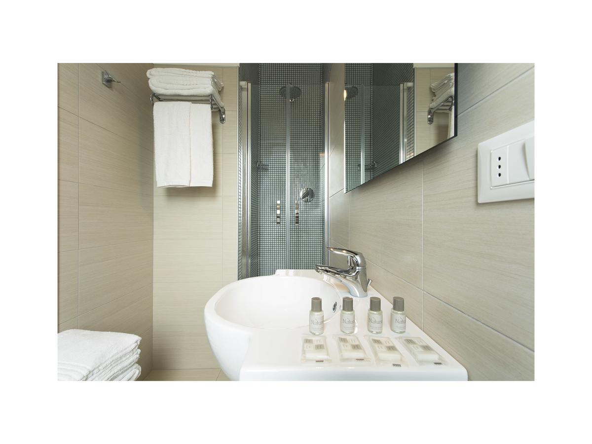 Hotel Gardenia Lido di Jesolo Buitenkant foto