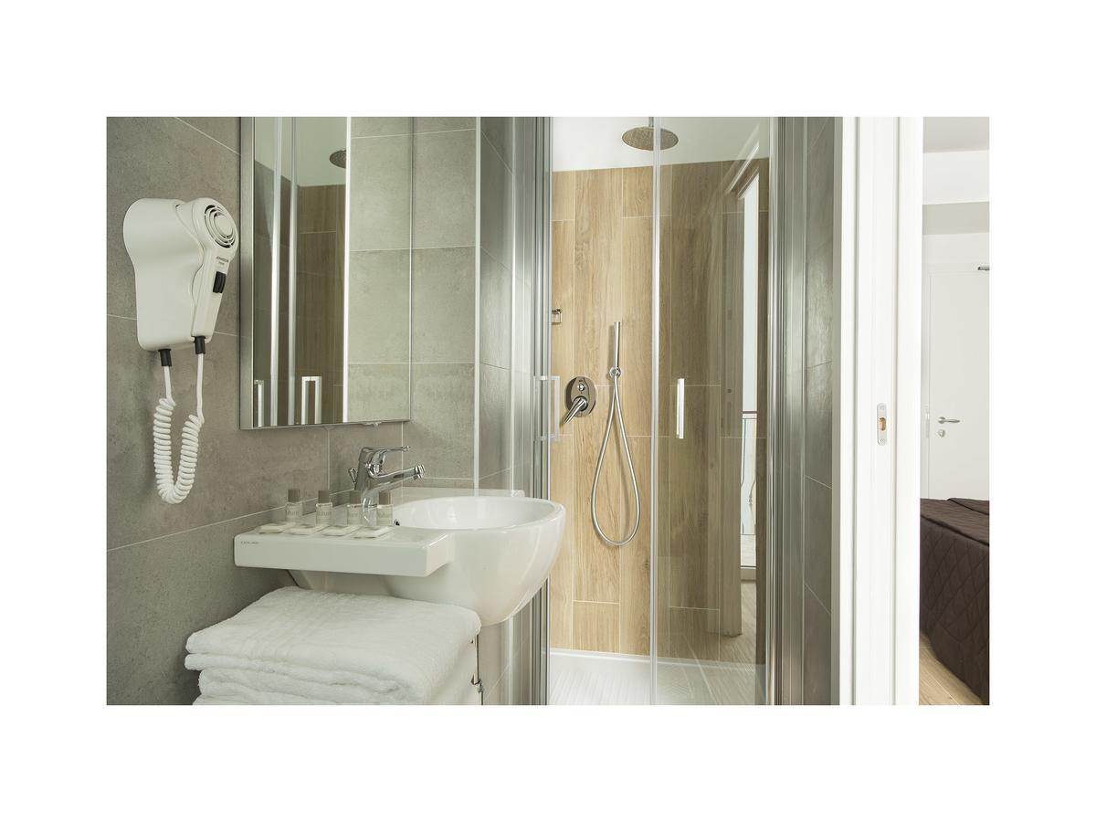 Hotel Gardenia Lido di Jesolo Buitenkant foto